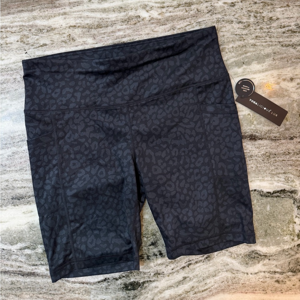 Yogalicious Black Subtle Leopard Print Bike Shorts